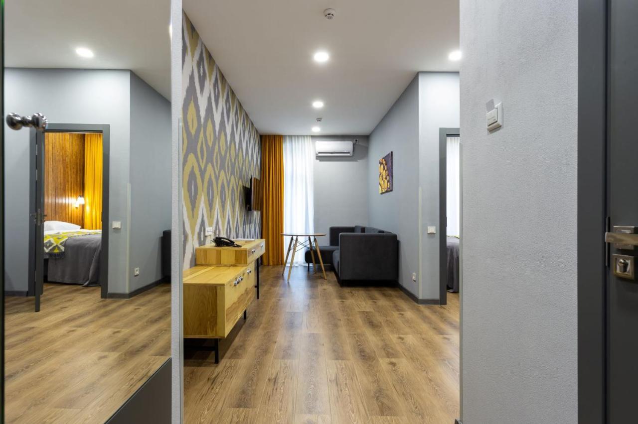 Igmar Apart Hotel Tashkent Bagian luar foto